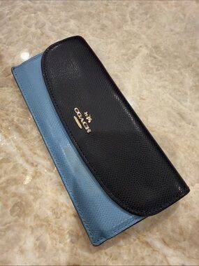 COACH Black and Light Blue Two-Tone Leather Wallet Clutch